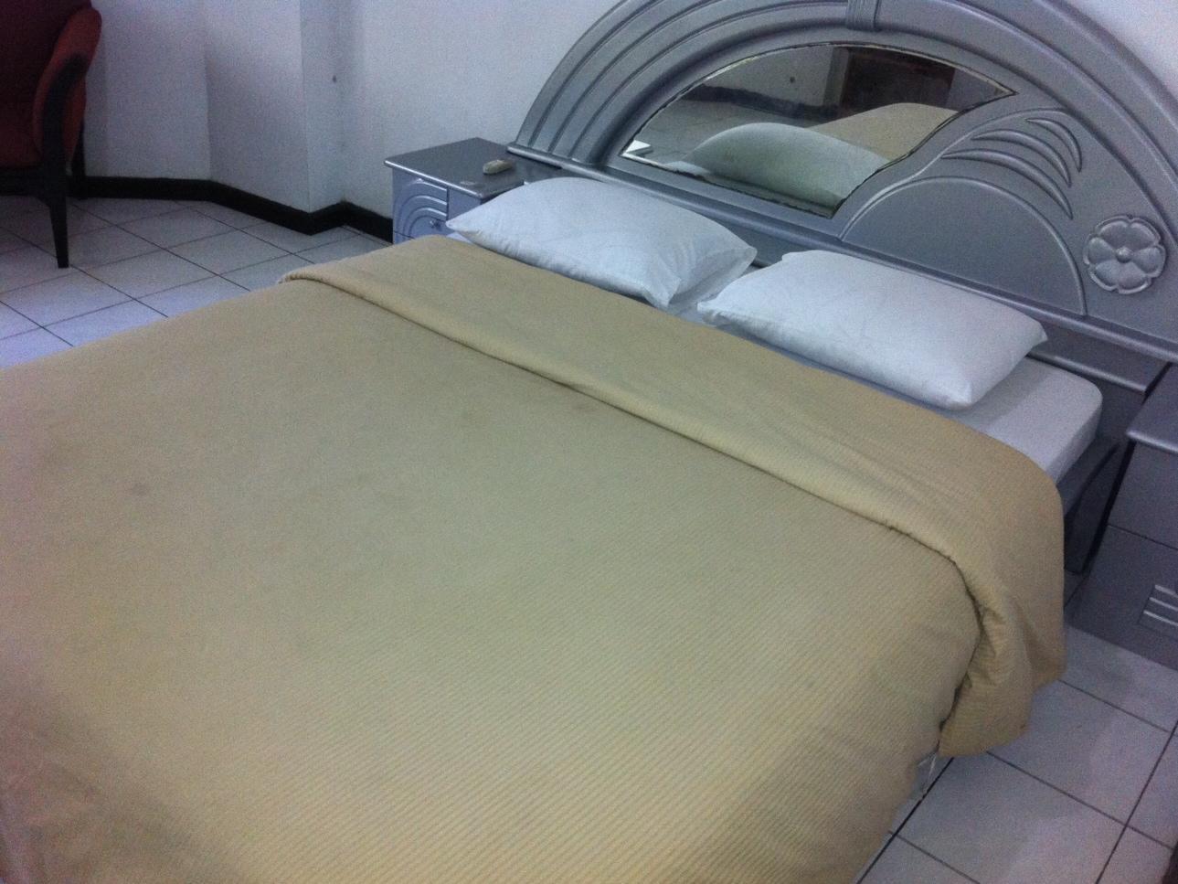 Catellya Guest House Cipaku Bandung Exterior photo